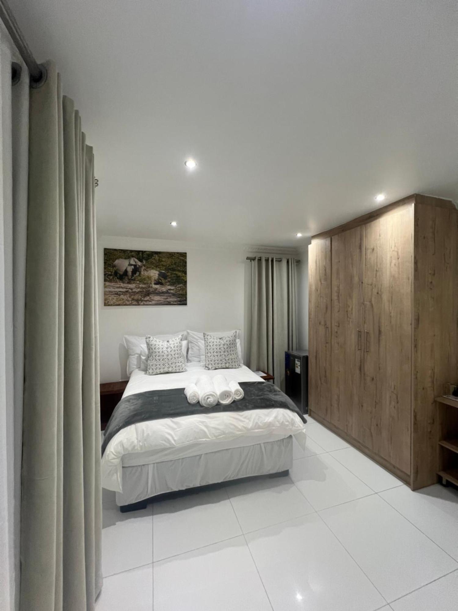 Elilo Bed And Breakfast Walvis Bay Ngoại thất bức ảnh