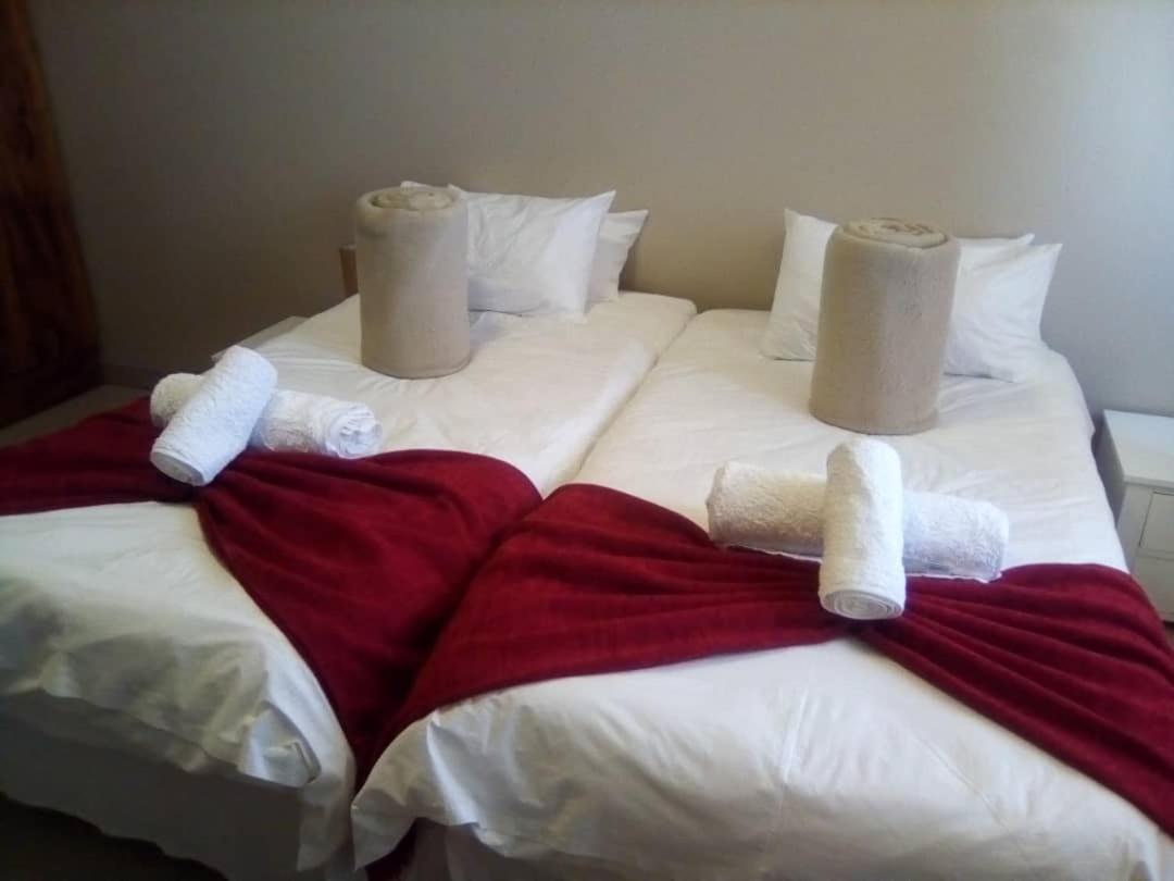 Elilo Bed And Breakfast Walvis Bay Ngoại thất bức ảnh