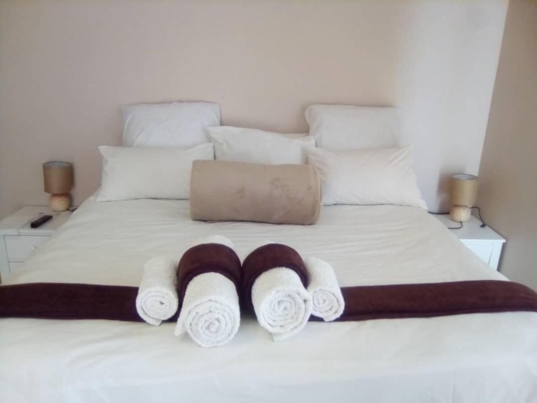 Elilo Bed And Breakfast Walvis Bay Ngoại thất bức ảnh