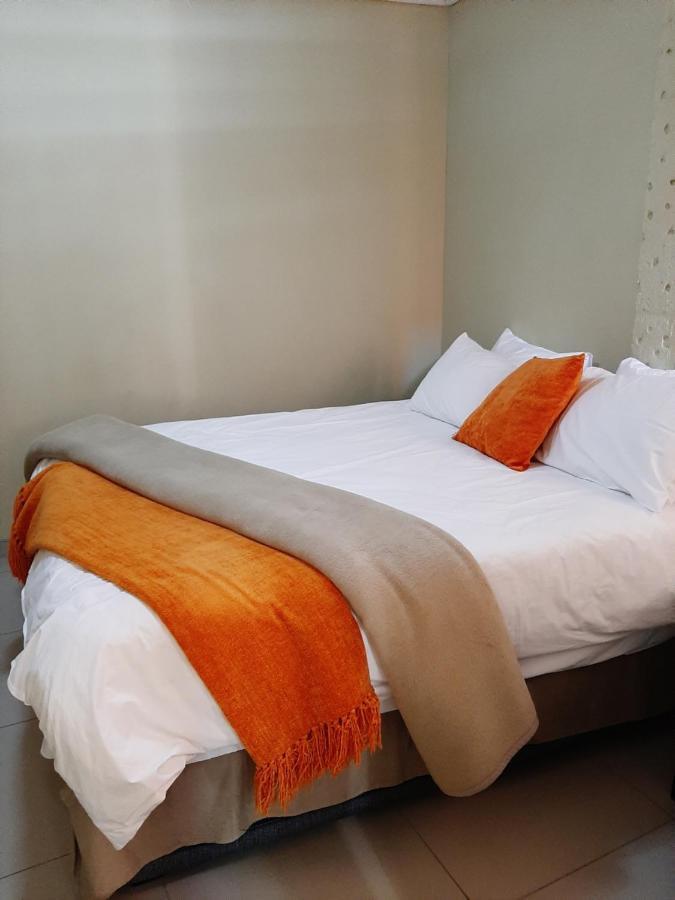 Elilo Bed And Breakfast Walvis Bay Ngoại thất bức ảnh